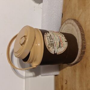 Vintage Gott Thermos 1/2 Gallon Brown Lid with Spout & Handle